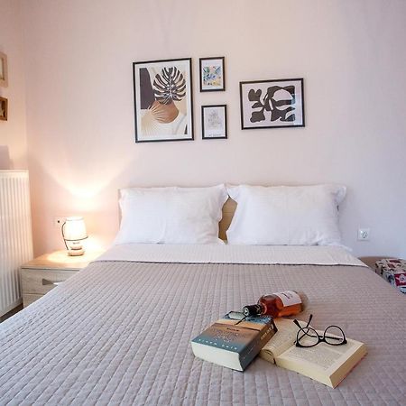 Konstantina & Evgenia Deluxe Apartment Néa Péramos Exteriör bild